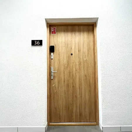 Zarembowicza Apt 36 - Self Check-In 20H - Parking &Lift Breslau Exterior foto