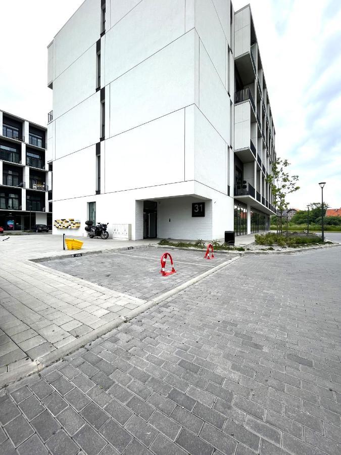 Zarembowicza 36 - Self Check-in 20h - Parking &lift Apartment *