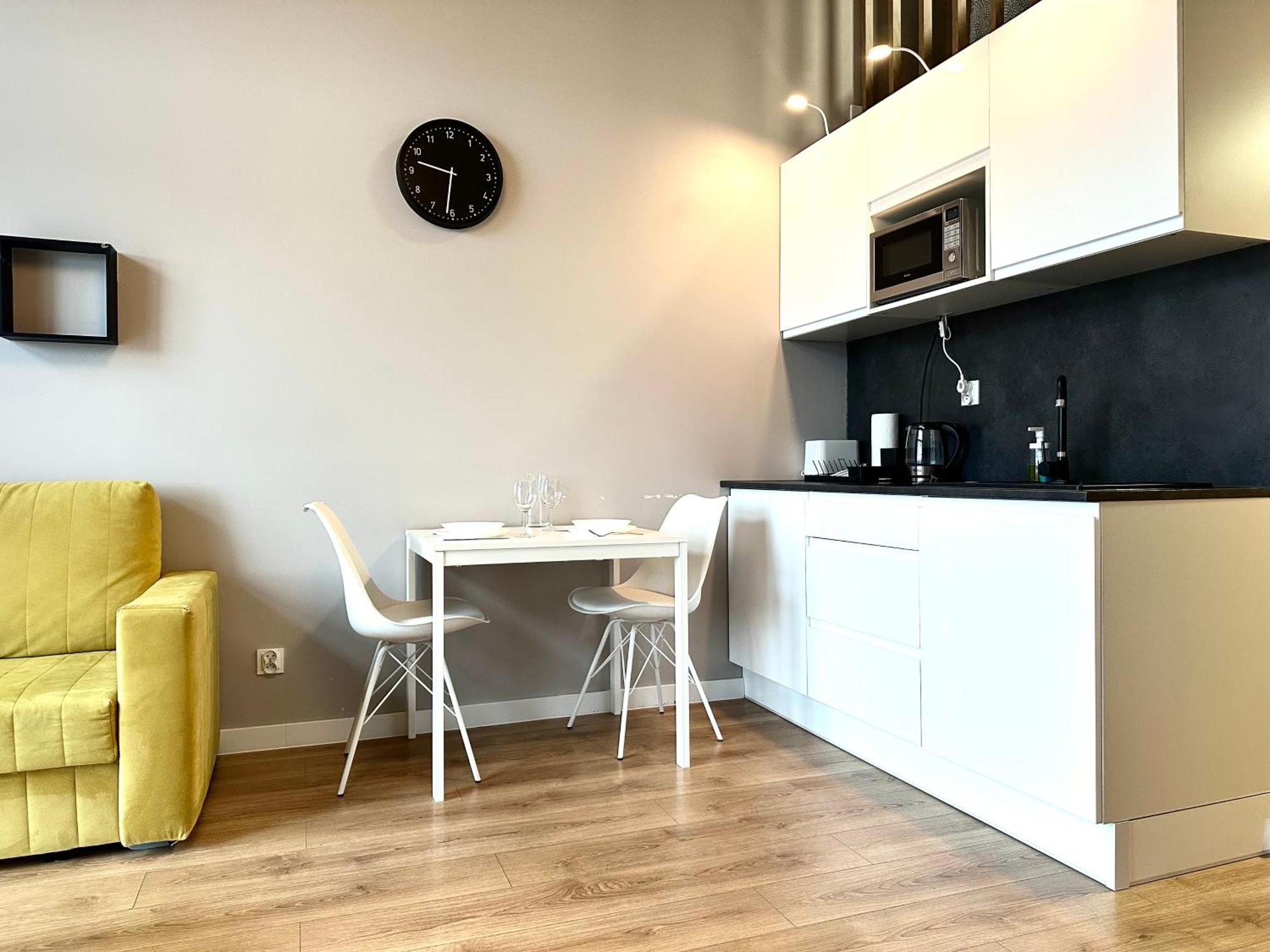 Zarembowicza 36 - Self Check-in 20h - Parking &lift Apartment Breslau
