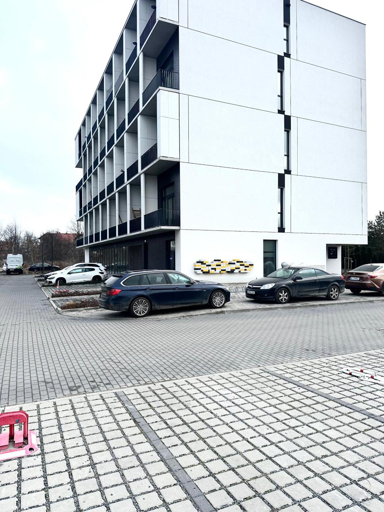 Apartment Zarembowicza 36 - Self Check-in 20h - Parking &lift *