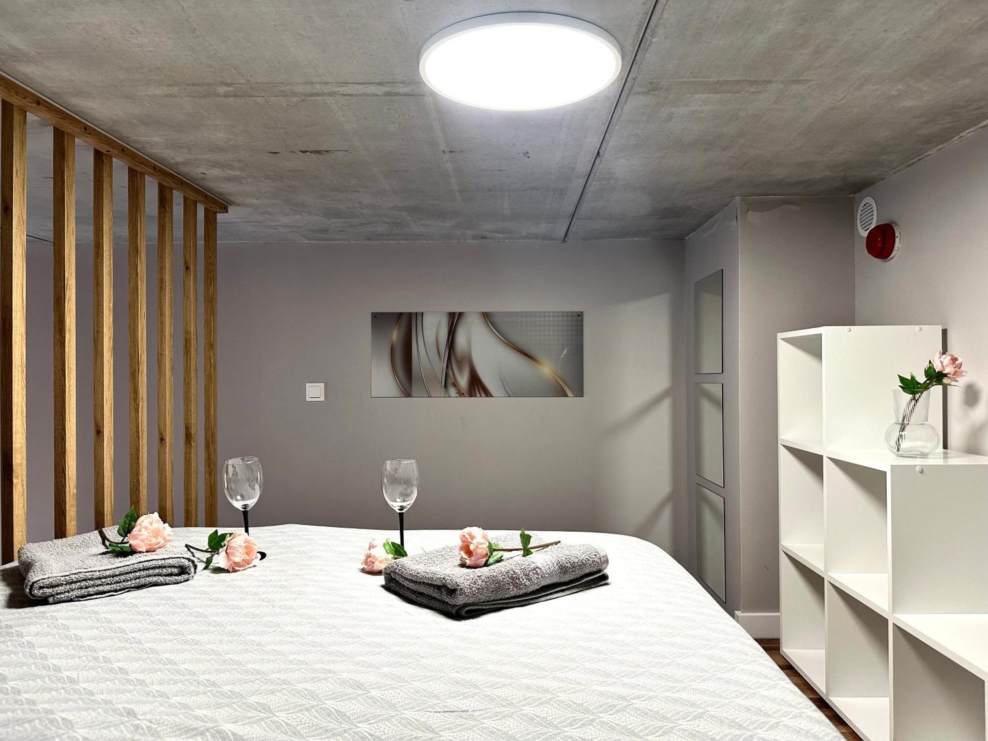 Zarembowicza 36 - Self Check-in 20h - Parking &lift *